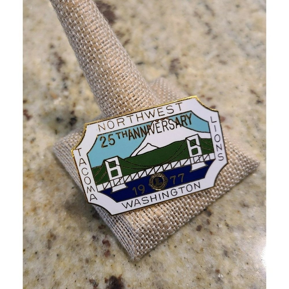Vintage Lions Club Pin 1977 Tacoma Washington Northwest 25th Anniversary Bridge
